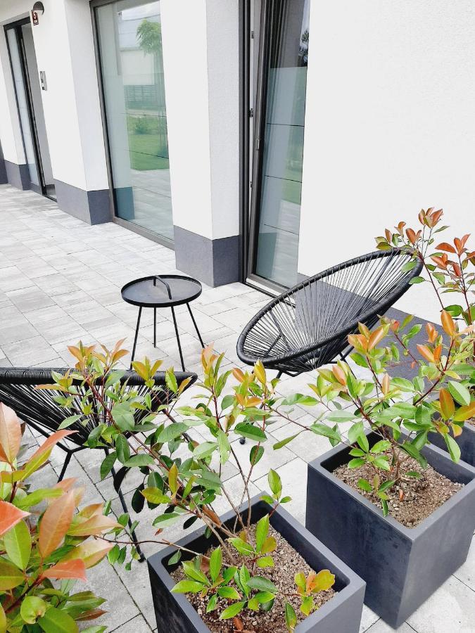Green Bee-apartment Lesce  Buitenkant foto